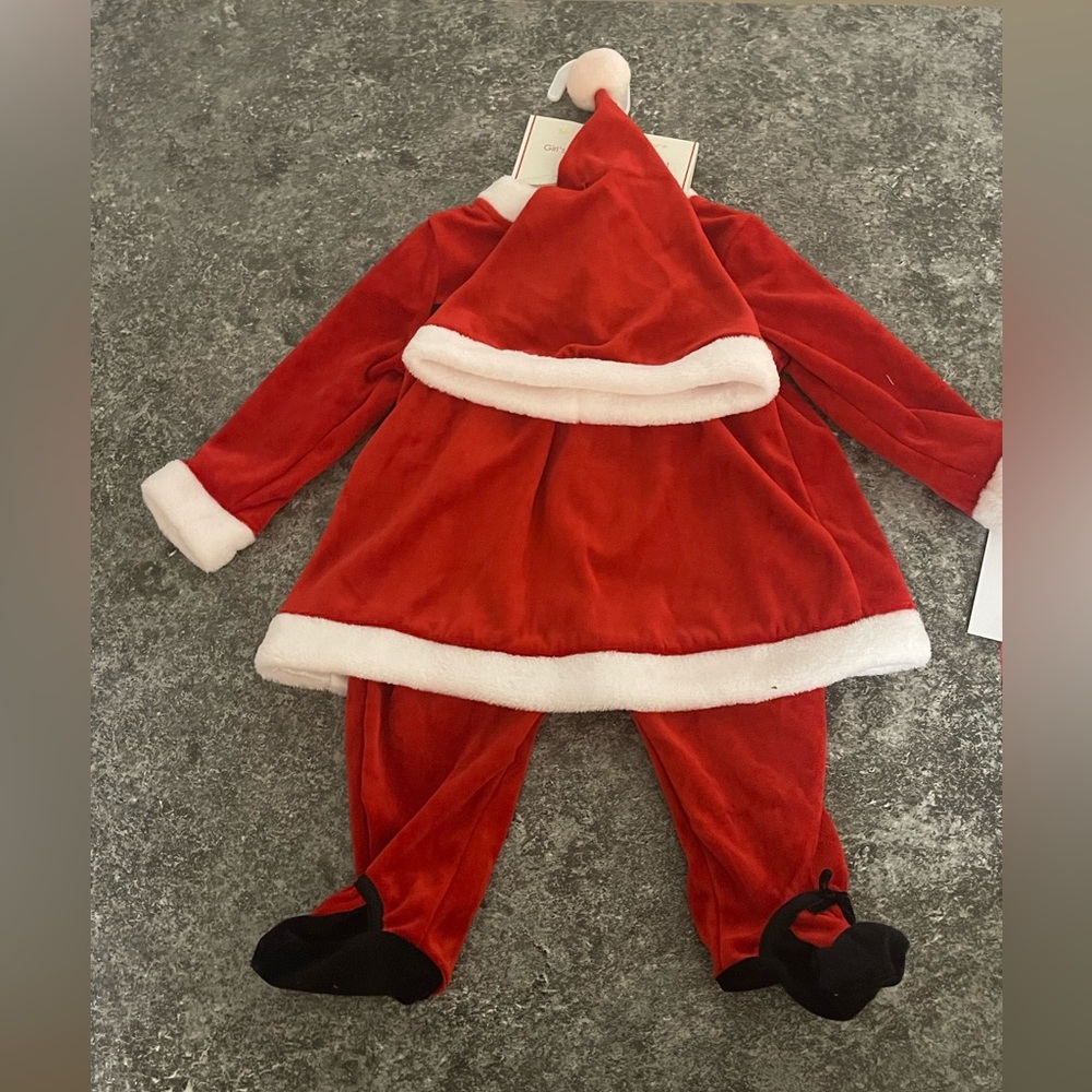 Mrs. Clause - Picture 3 of 5